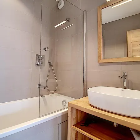 2000 - Neuf - Proche Des Pistes - Balcon - Jacuzzi Mae-0474 *